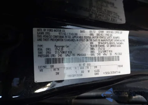 2013 Ford Focus Titanium z USA, uszkodzony, nr VIN 1FADP3J20DL143491